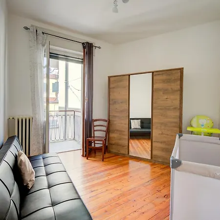 Casa Rachele Center 2br And Balcony - Happy Appartement
