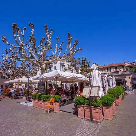 Casa Rachele Center 2br And Balcony - Happy Appartement Stresa