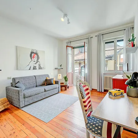 Casa Rachele Center 2br And Balcony - Happy 스트레사