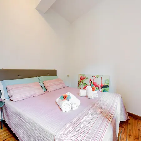 Casa Rachele Center 2br And Balcony - Happy Apartament *