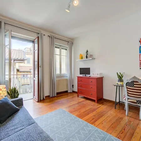 Apartment Casa Rachele Stresa Center 2Br And Balcony - Happy Rentals Stresa